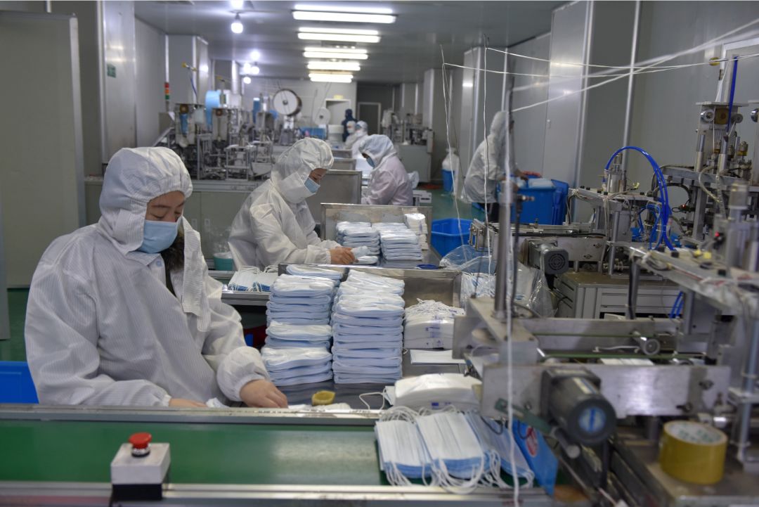 进贤19家医用口罩生产企业提前复产，日产46万只支援防疫